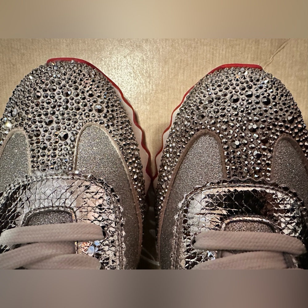 Sold out Christian Louboutin Loubishark Glittered  sneakers size 38 - Picture 16 of 16